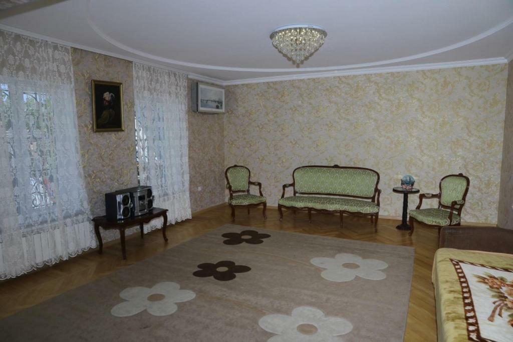 Nana'S Apartment クタイシ エクステリア 写真