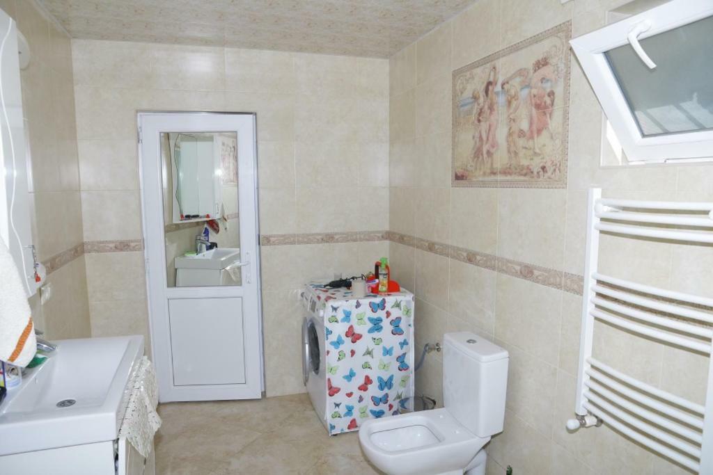 Nana'S Apartment クタイシ エクステリア 写真