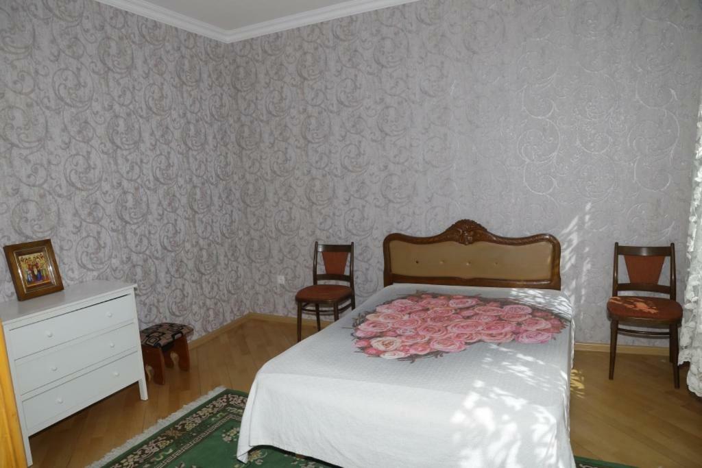 Nana'S Apartment クタイシ エクステリア 写真